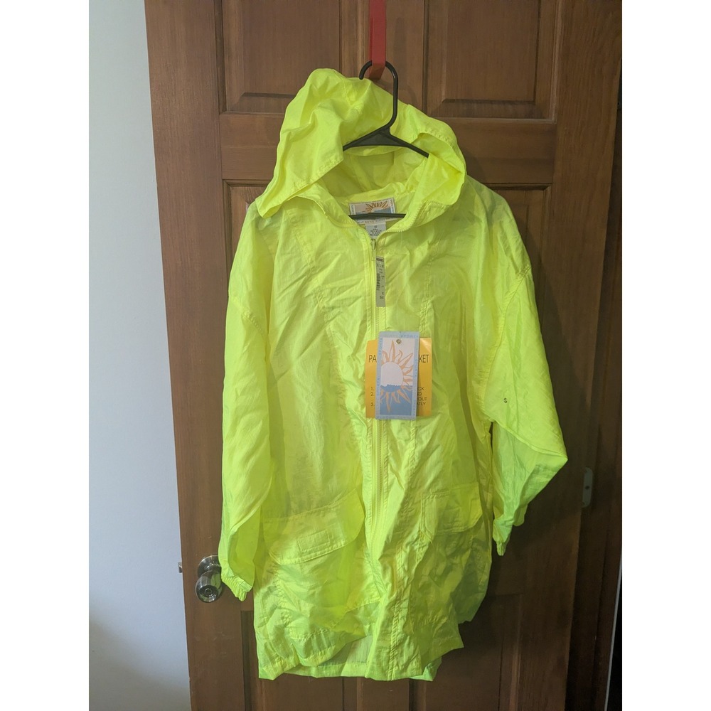NWT Solare Sporta Packaway Jacket Neon Yellow‎ Hooded Lightweight Size Medium